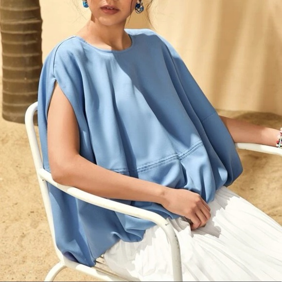 Batwing Sleeve Blouse - Picture 3 of 8